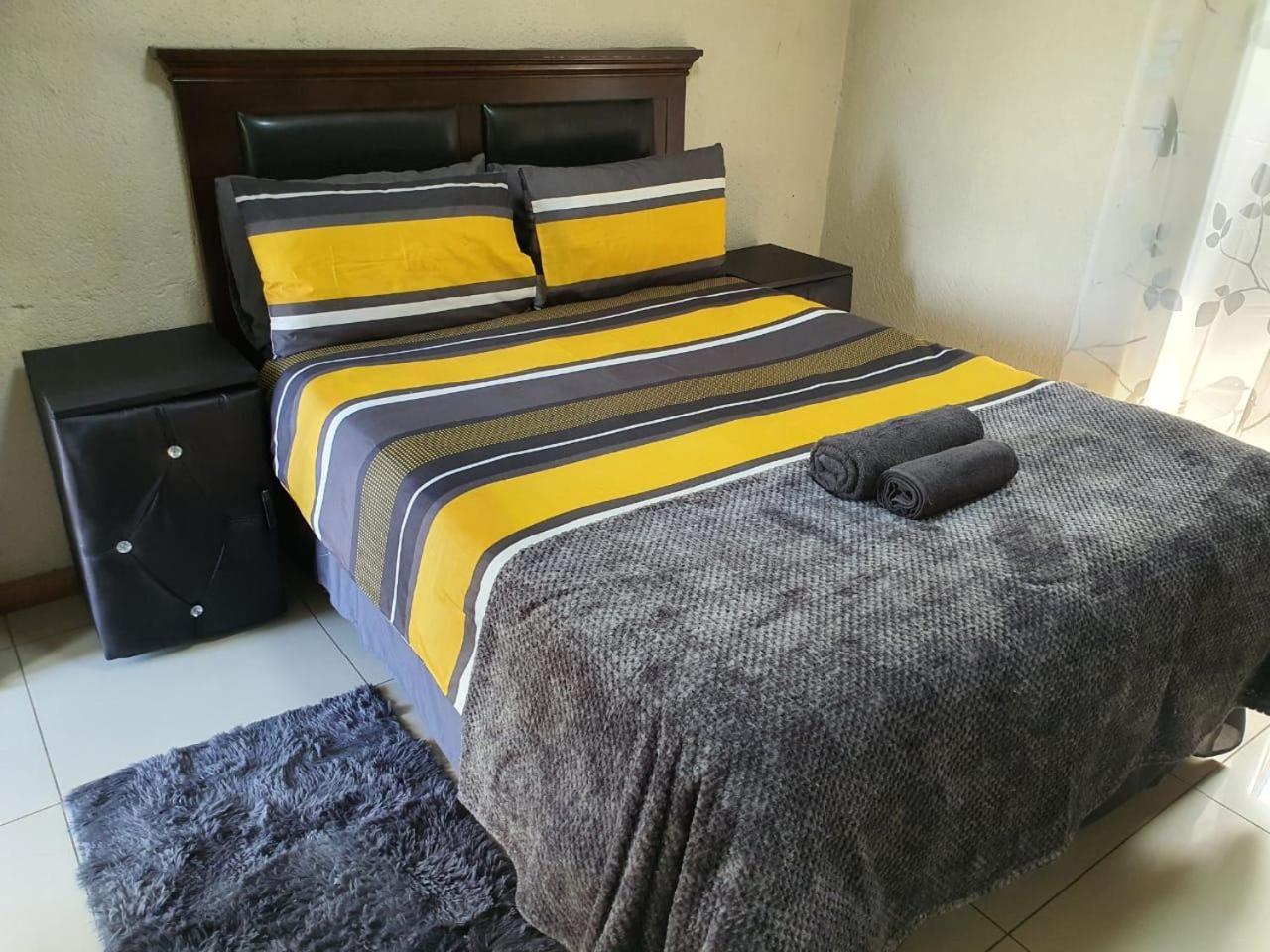 @ The Village Lodge هازيفيو المظهر الخارجي الصورة