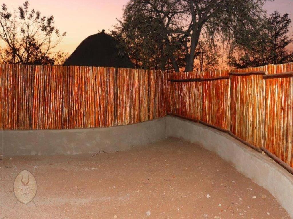 @ The Village Lodge هازيفيو المظهر الخارجي الصورة